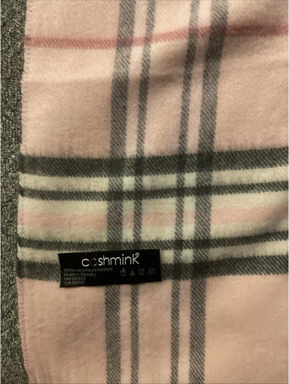 V Fraas Cashmink Scarf Womens Pink Plaid Fringed Made In Germany Very Soft
